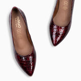 S COCO – Zapatos de tacón con textura de cocodrilo BURDEOS