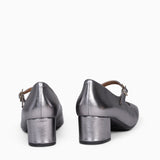BELLA - Zapatos con pulsera y puntera cuadrada PLATA