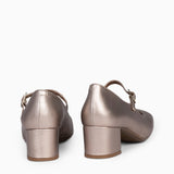 BELLA - Zapatos con pulsera y puntera cuadrada PLATINO